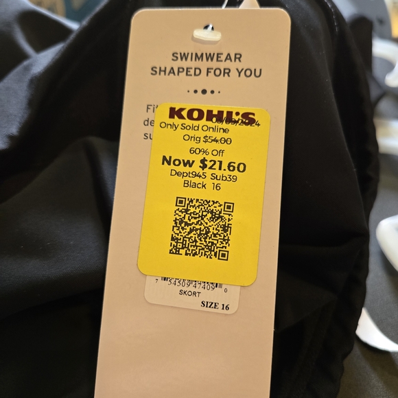 Black Mini Skater Swim Skirt - Picture 4 of 7